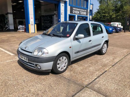RENAULT CLIO 1.4 16v Etoile 5dr